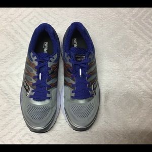 Saucony Men’s Athletic Shoes NWOT